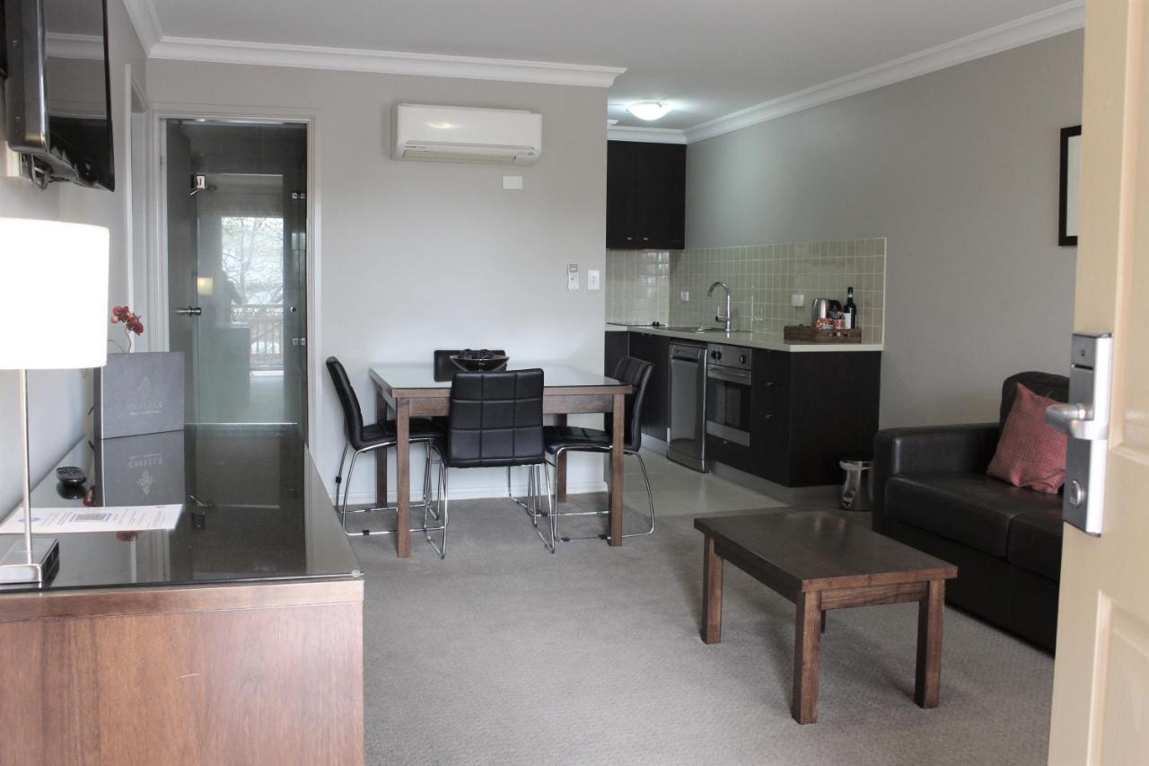 Carlyle Suites&apartamentos Wagga Wagga Exterior foto