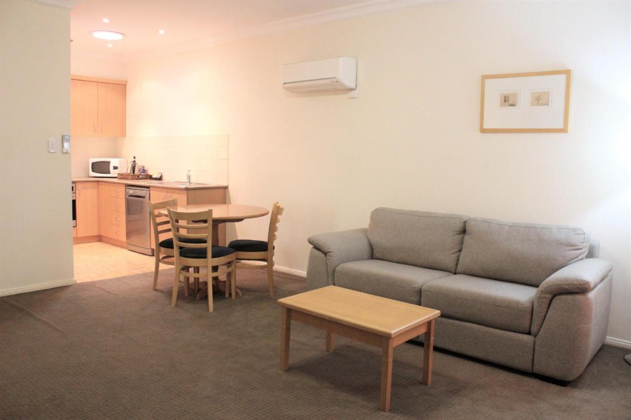 Carlyle Suites&apartamentos Wagga Wagga Exterior foto