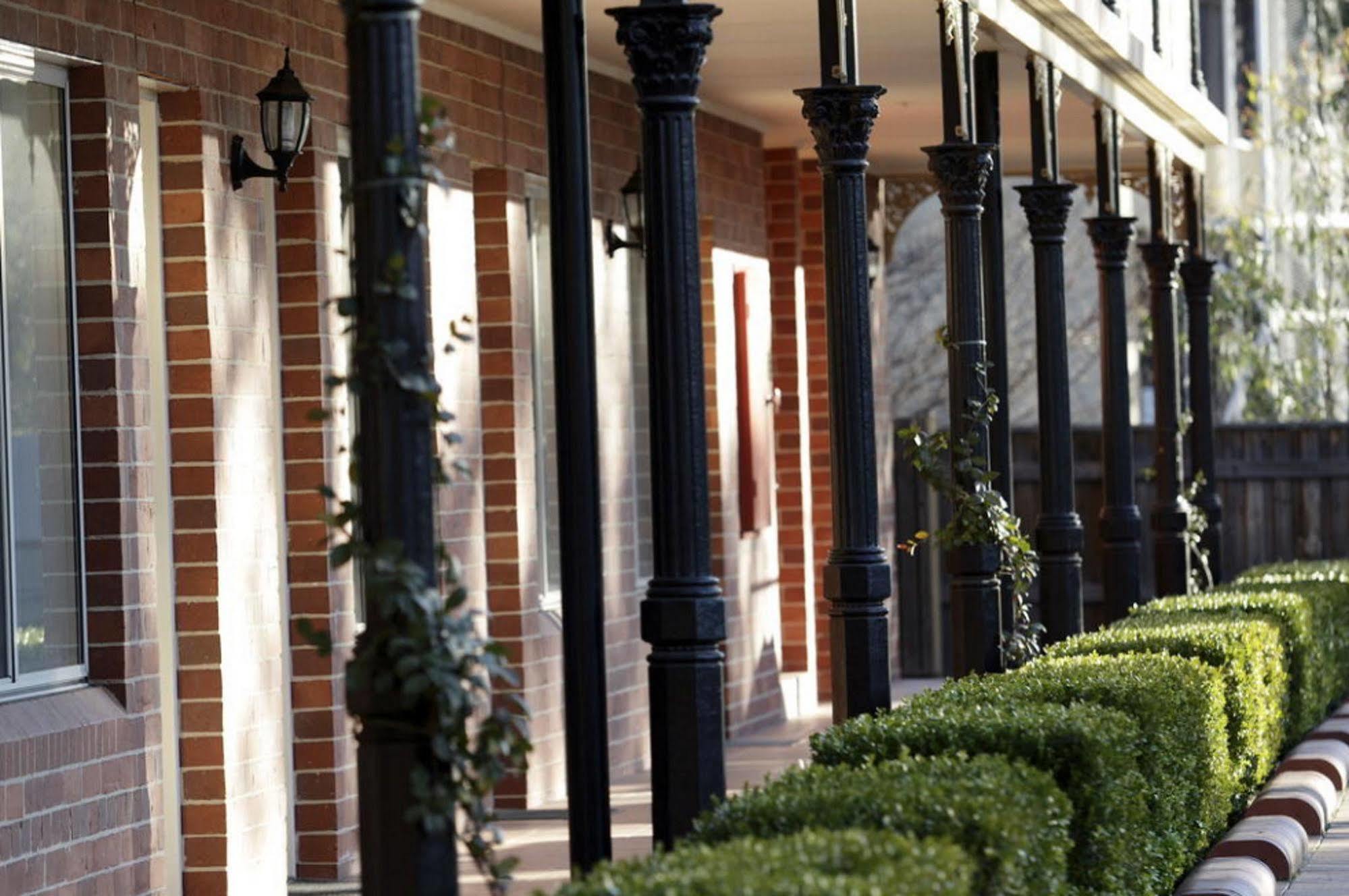 Carlyle Suites&apartamentos Wagga Wagga Exterior foto